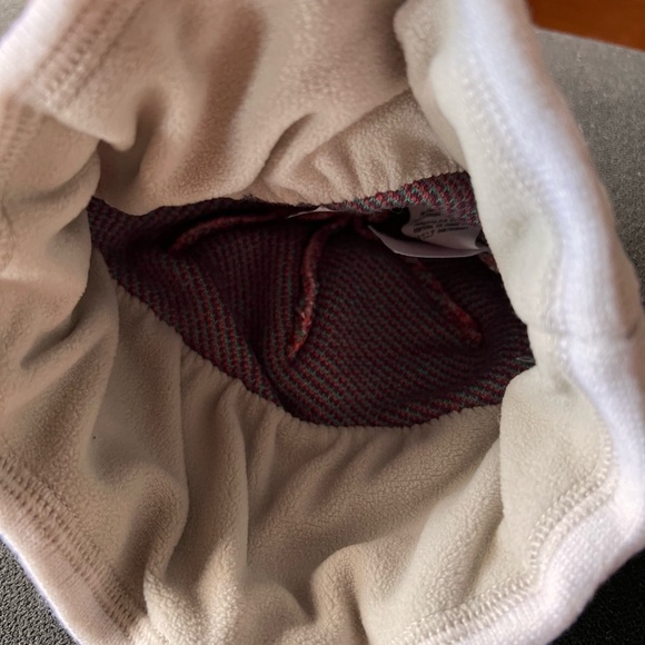 Patagonia knit fleece lined hat with owl  knitted and lined - Picture 5 of 8